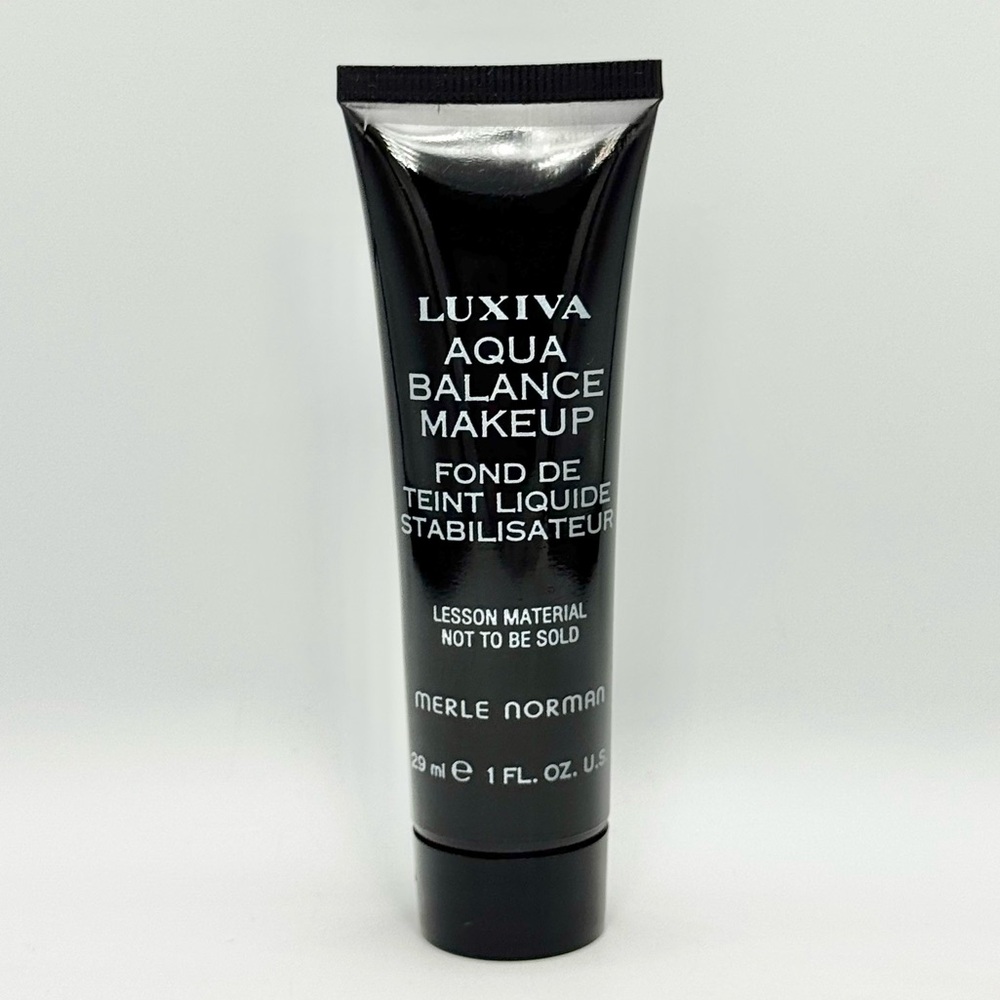 Merle Norman Luxiva Aqua Balance Makeup - MD70 - 1 fl. oz.